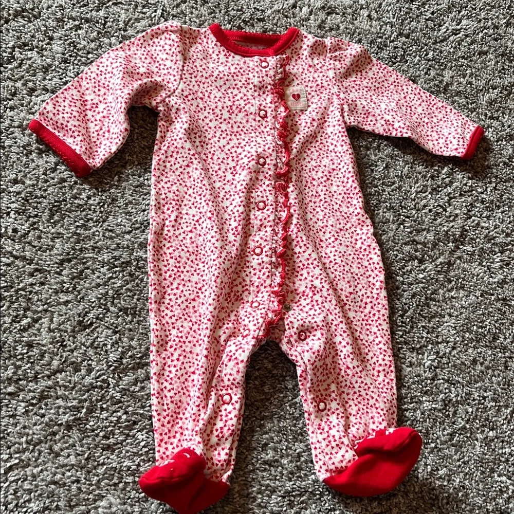 🩷2 for 10$🩷 Carter's Pink and White Heart Print Sleeper, Size 3 Months